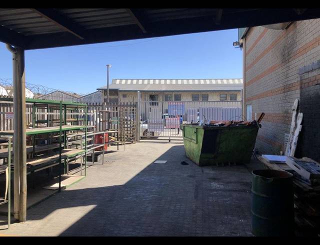 2,507M² WAREHOUSE FOR SALE IN EPPING INDUSTRIAL